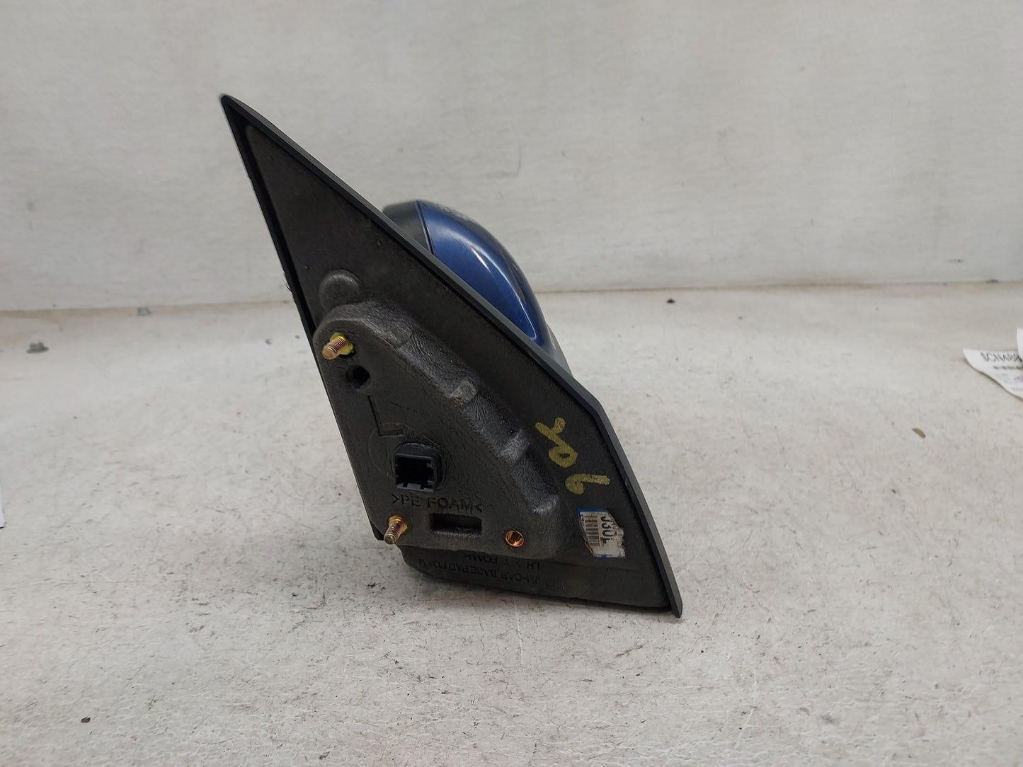 2015-2017 Chrysler 200 Passenger Side View Mirror - Right Door Mirror OEM Used - Oemusedautoparts1.com