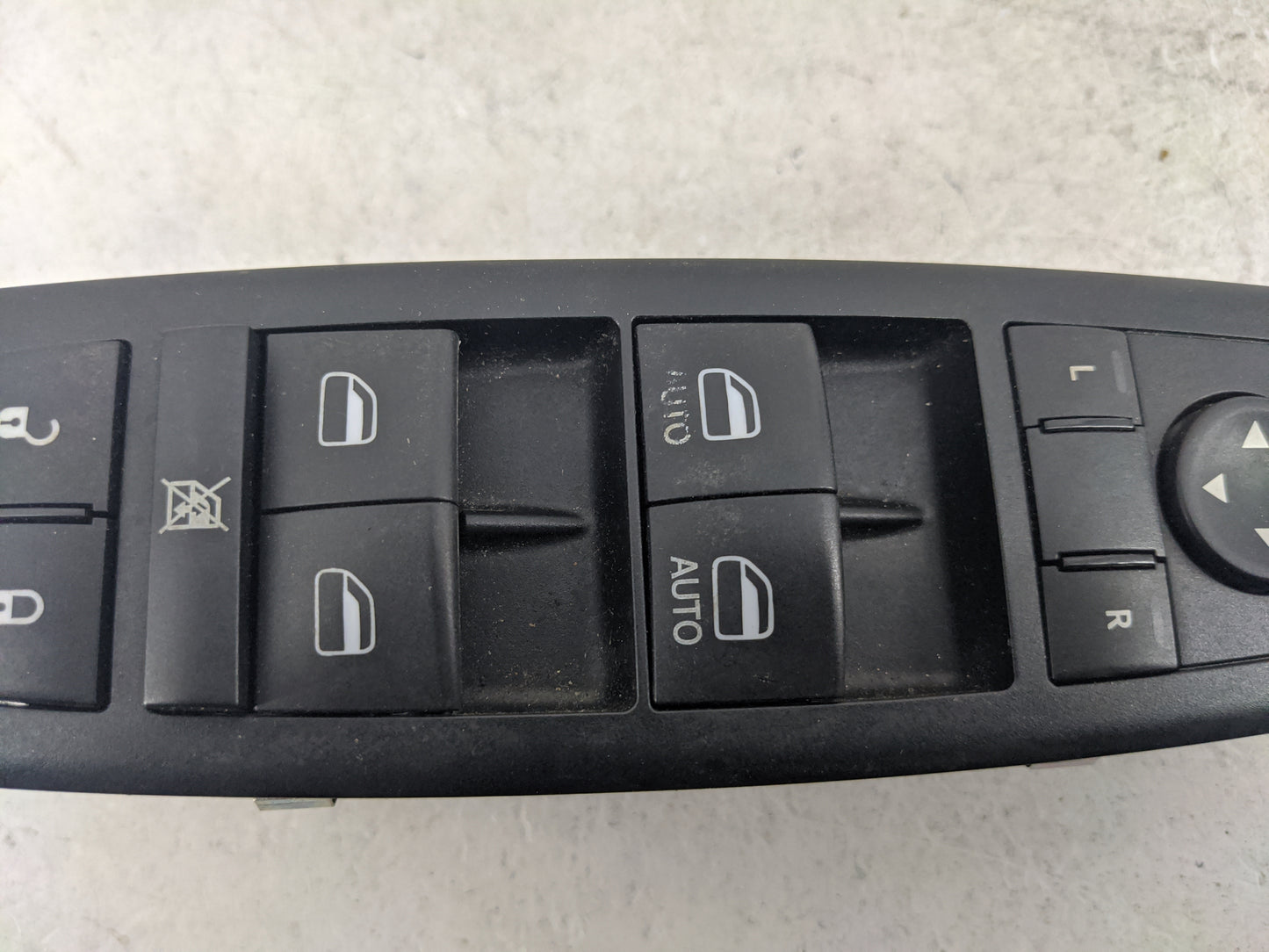 2015-2017 Chrysler 200 Master Power Window Switch Replacement Driver Side Left P/N:68231805AA 10107783 Fits OEM Used Auto Pa