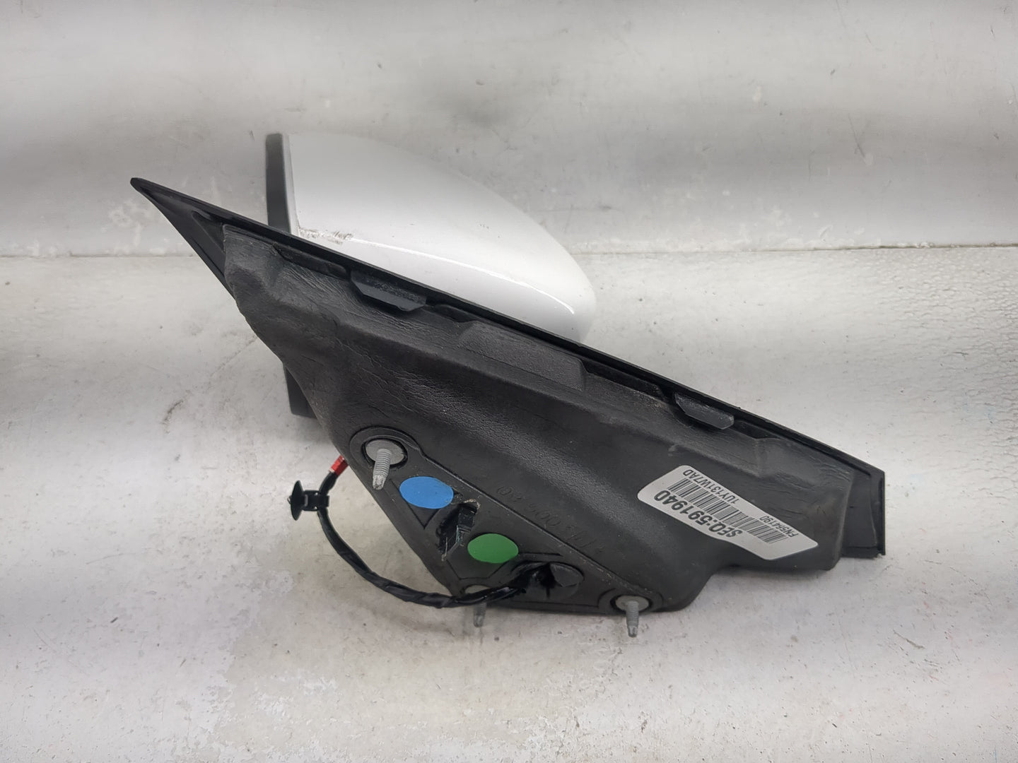 2015-2017 Chrysler 200 Driver Side View Mirror - Left Door Mirror OEM Used - Oemusedautoparts1.com