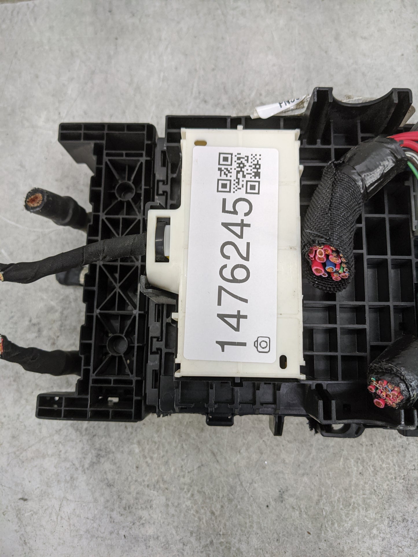 2015 Chrysler 200 Fusebox Fuse Box Relay Module Tipm 68209781ad - Oemusedautoparts1.com