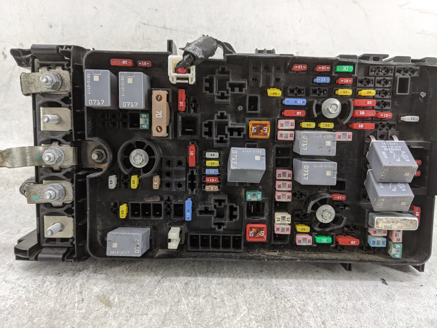 2015 Chrysler 200 Fusebox Fuse Box Relay Module Tipm 68209781ad - Oemusedautoparts1.com