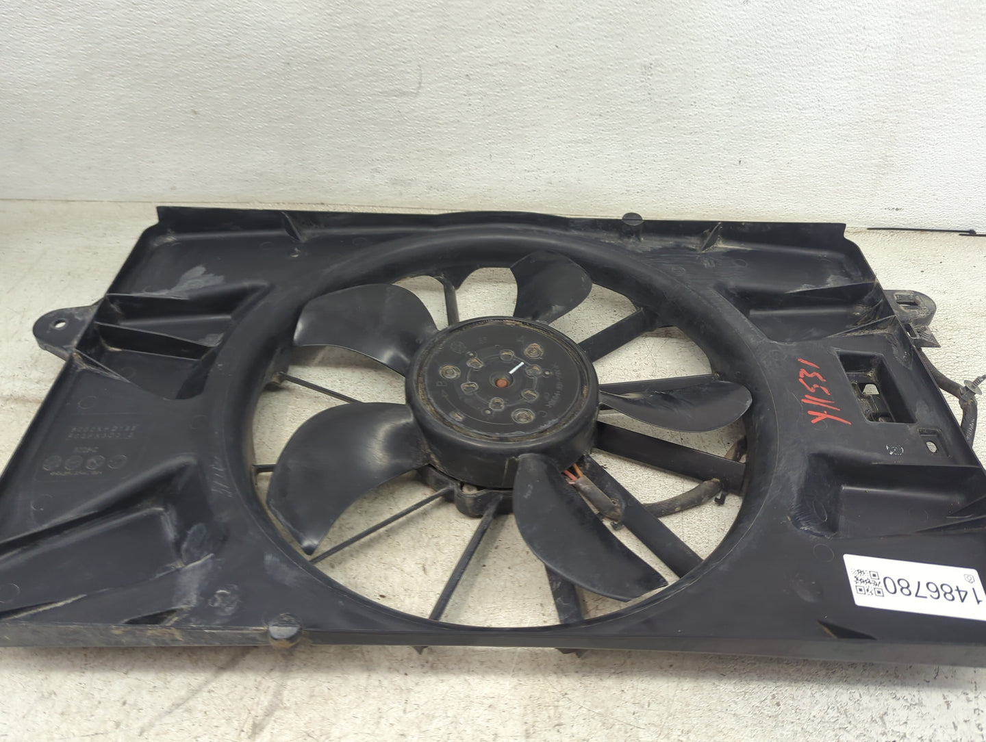 2015-2017 Chrysler 200 Electric Radiator Cooling Fan Motor Assembly Fits Fits 2015 2016 2017 OEM Used Auto Parts - Oemusedau