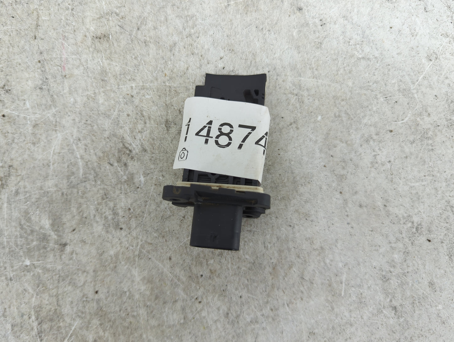 2015-2017 Chrysler 200 Mass Air Flow Meter Maf 1487424 - Oemusedautoparts1.com