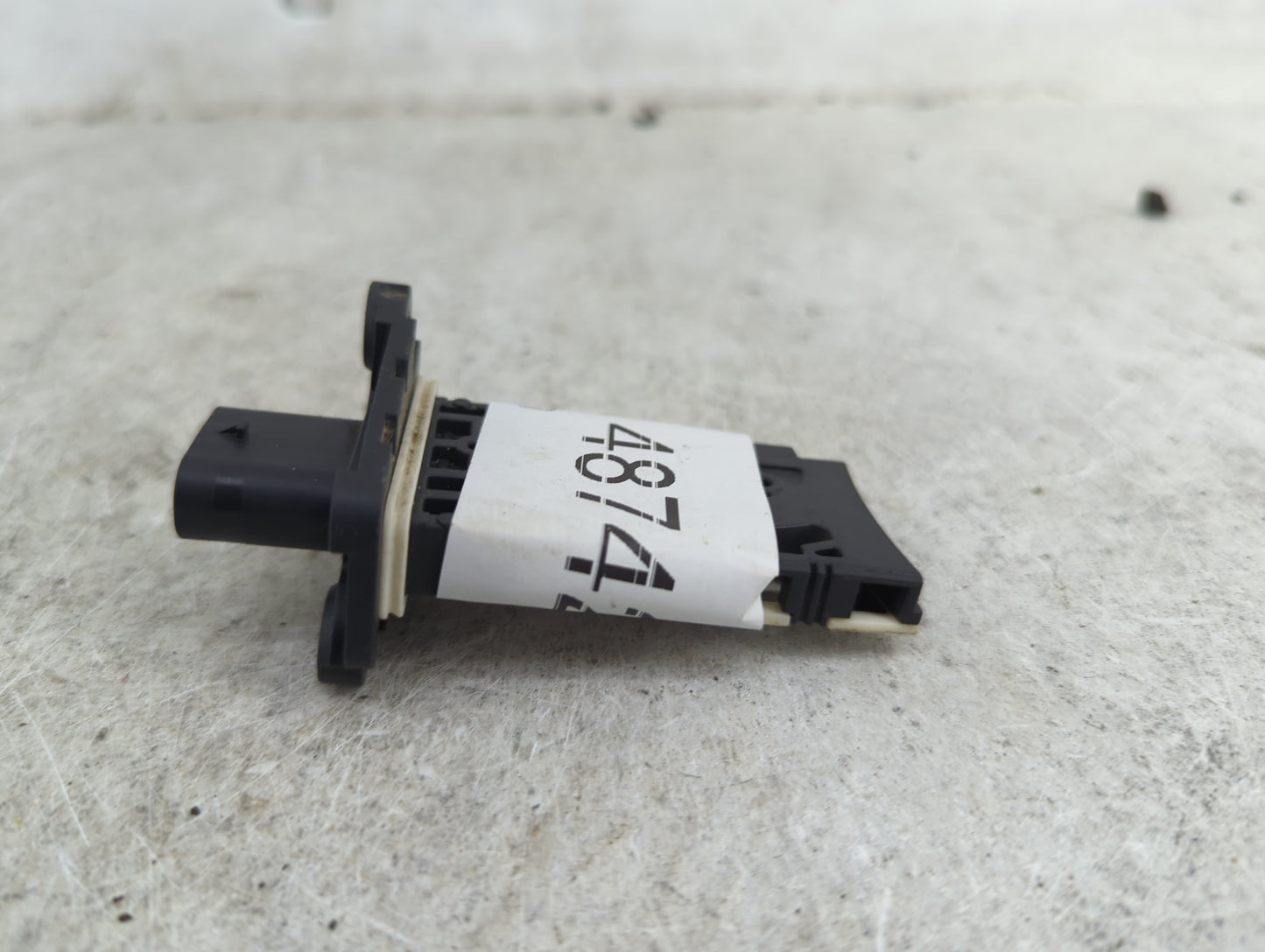2015-2017 Chrysler 200 Mass Air Flow Meter Maf 1487424 - Oemusedautoparts1.com