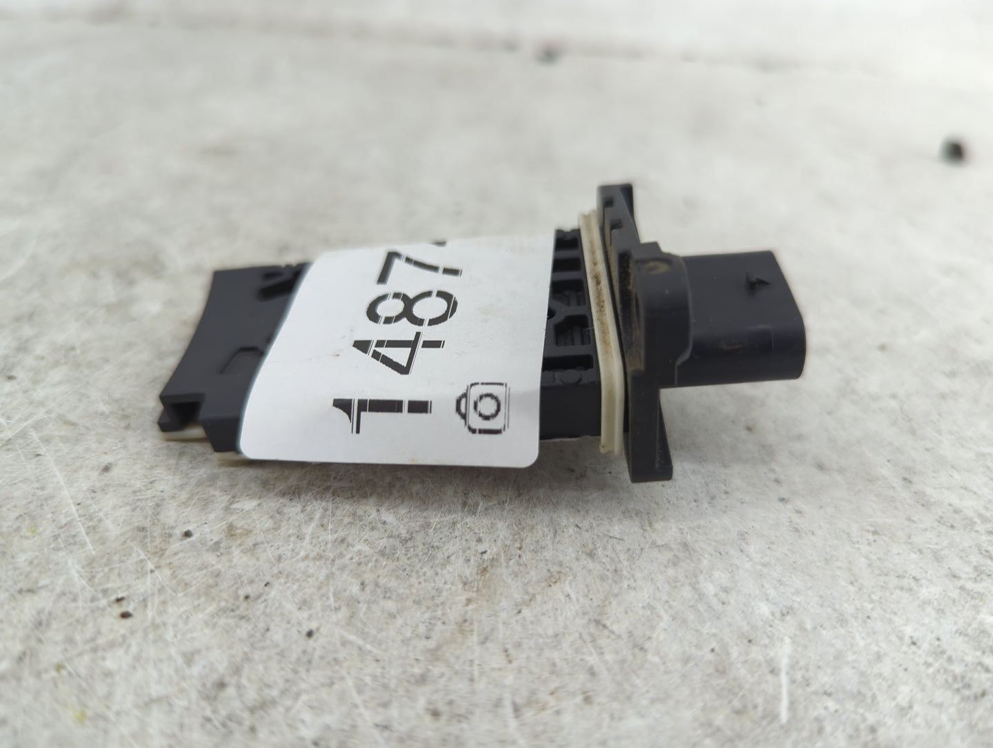 2015-2017 Chrysler 200 Mass Air Flow Meter Maf 1487424 - Oemusedautoparts1.com