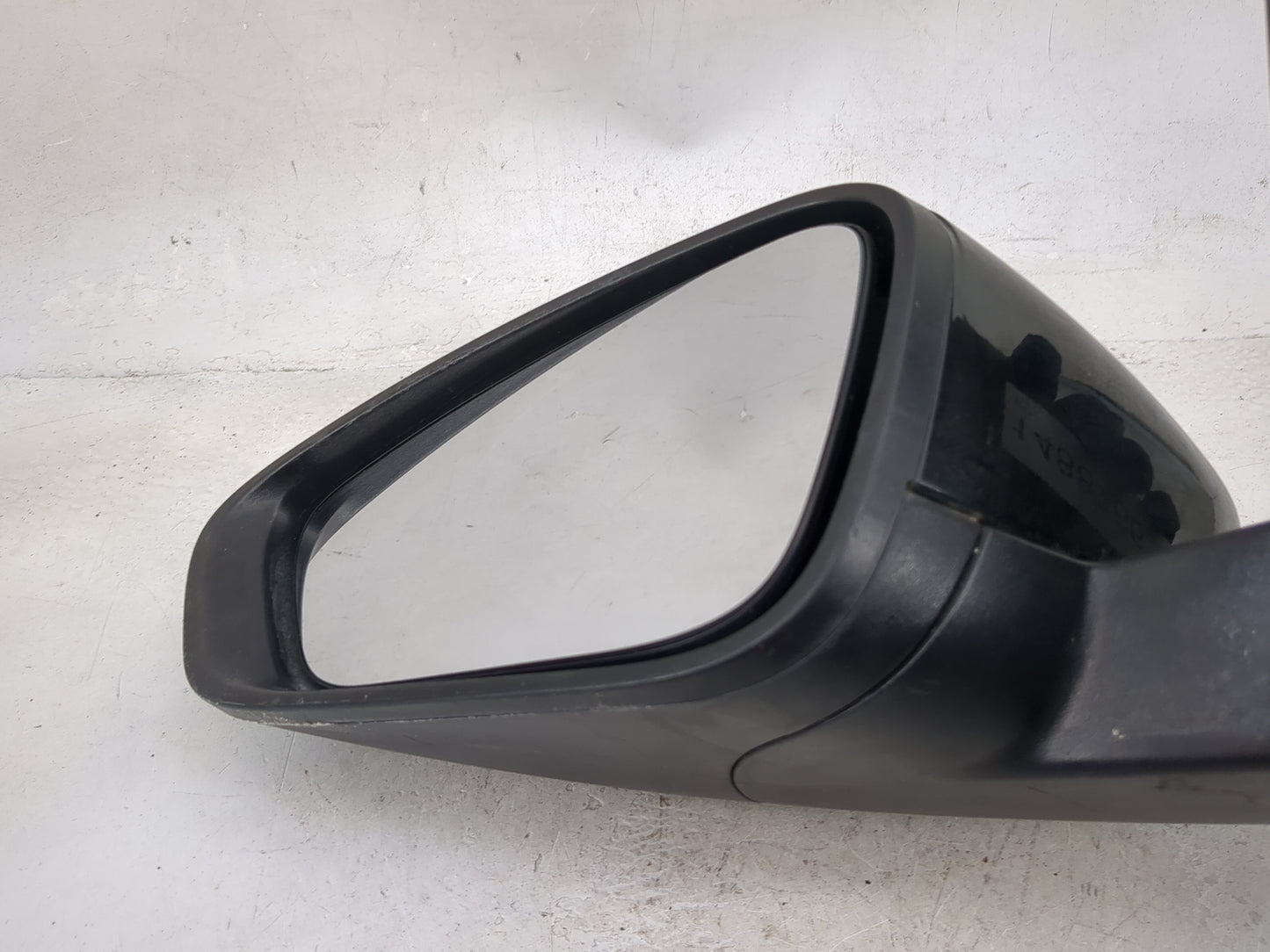2015-2017 Chrysler 200 Driver Side View Mirror - Left Door Mirror OEM Used - Oemusedautoparts1.com