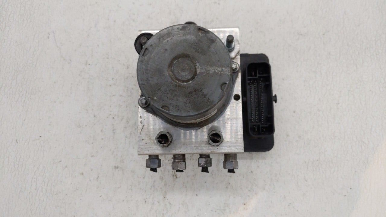 2015 Chrysler 200 ABS Pump Control Module Replacement P/N:04861661AB 04861661AA, 68232470AB Fits OEM Used Auto Parts - Oemus