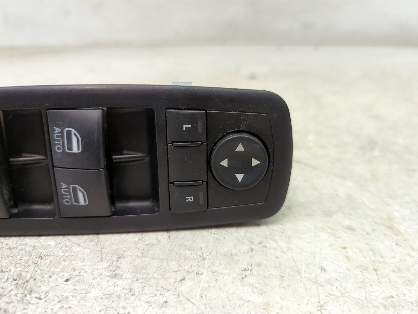 2015-2017 Chrysler 200 Master Power Window Switch Replacement Driver Side Left P/N:68231805AA Fits OEM Used Auto Parts - Oem