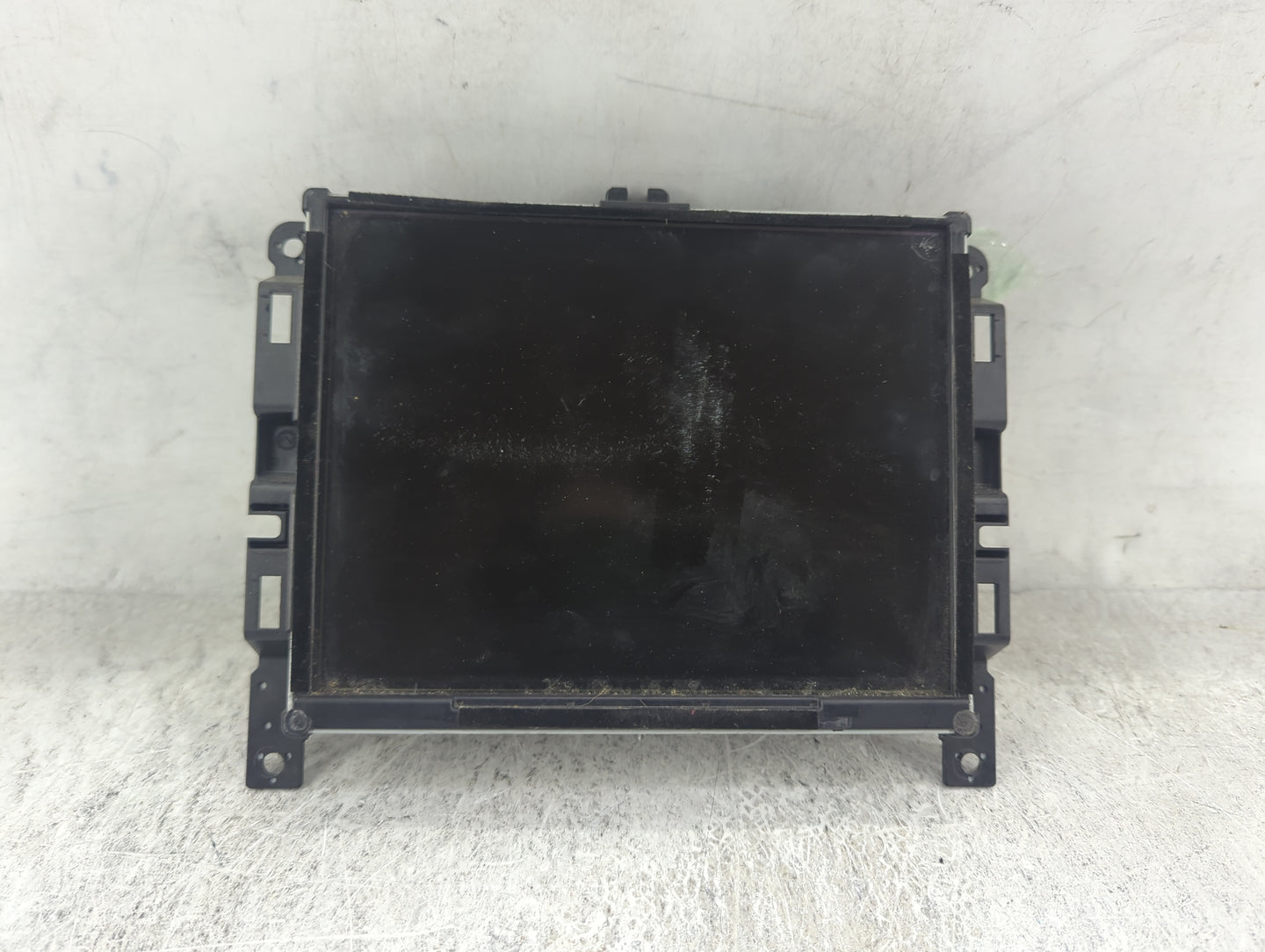 2015 Chrysler 200 Information Display Screen 1495108 - Oemusedautoparts1.com