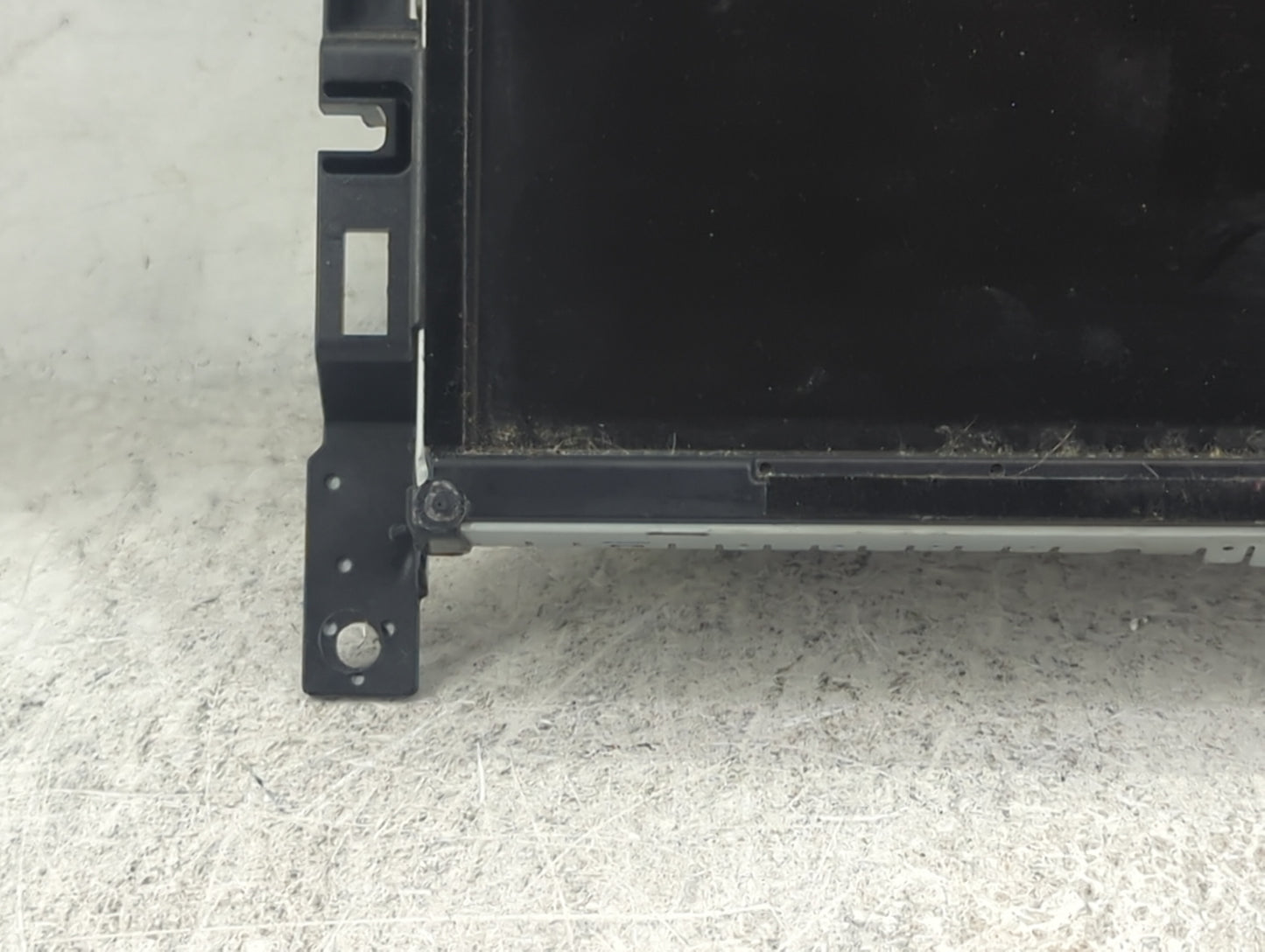 2015 Chrysler 200 Information Display Screen 1495108 - Oemusedautoparts1.com