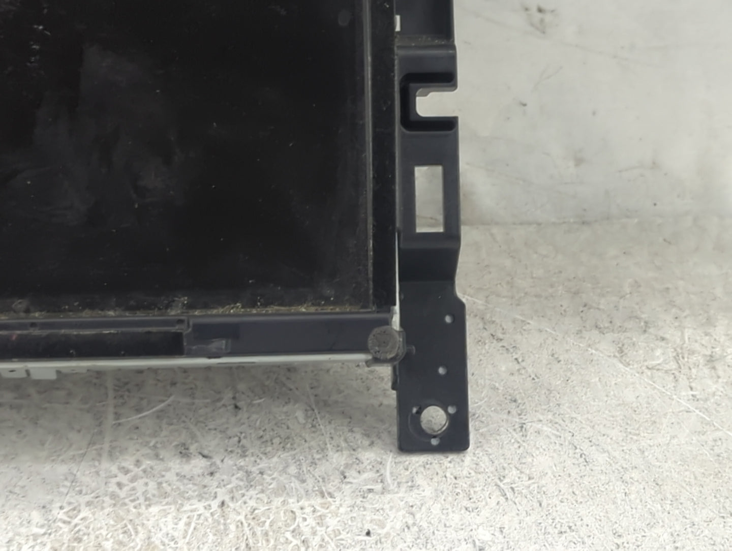2015 Chrysler 200 Information Display Screen 1495108 - Oemusedautoparts1.com