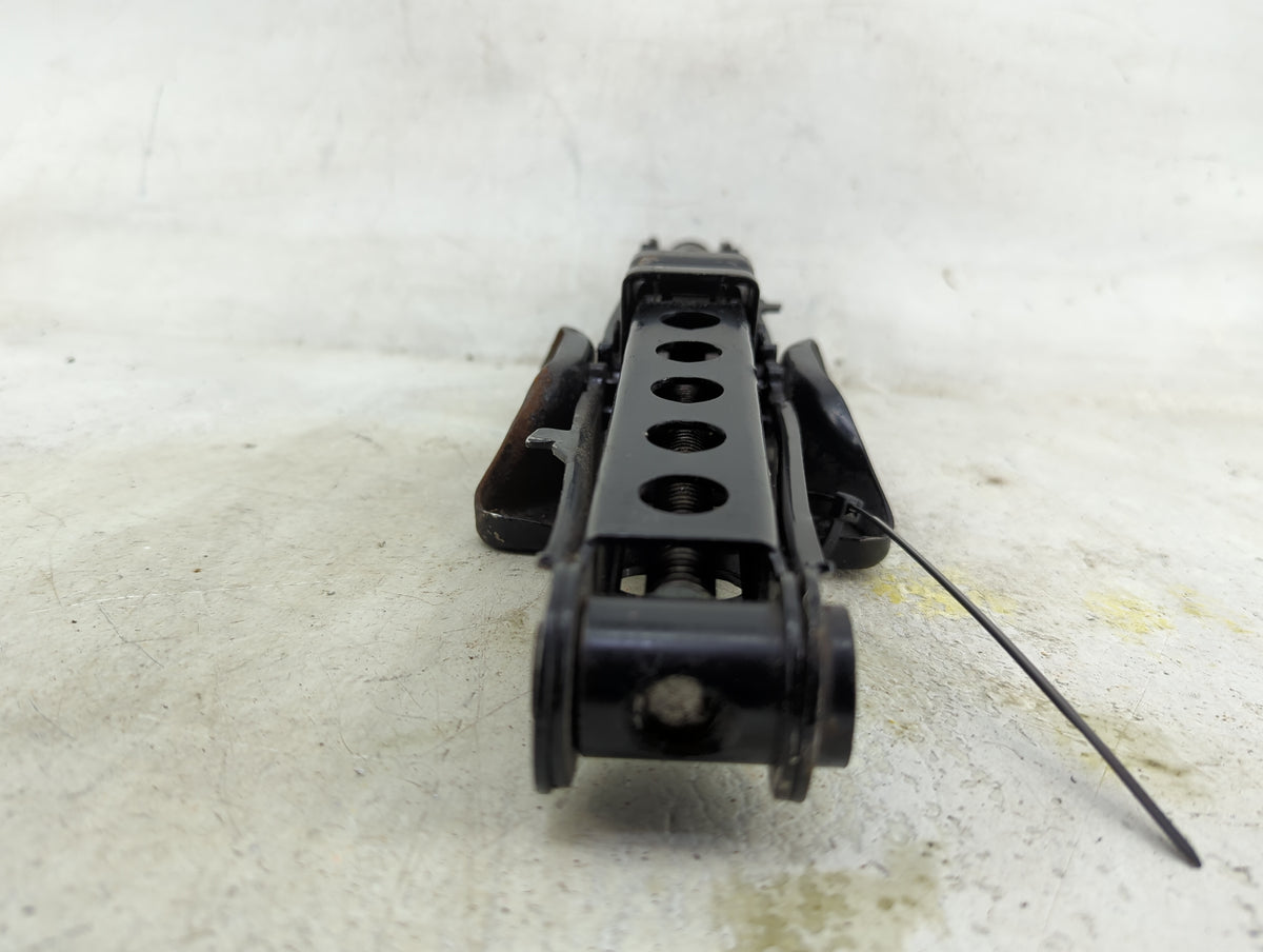 2015 Chrysler 200 Spare Scissor Car Jack 1496097 - Oemusedautoparts1.com