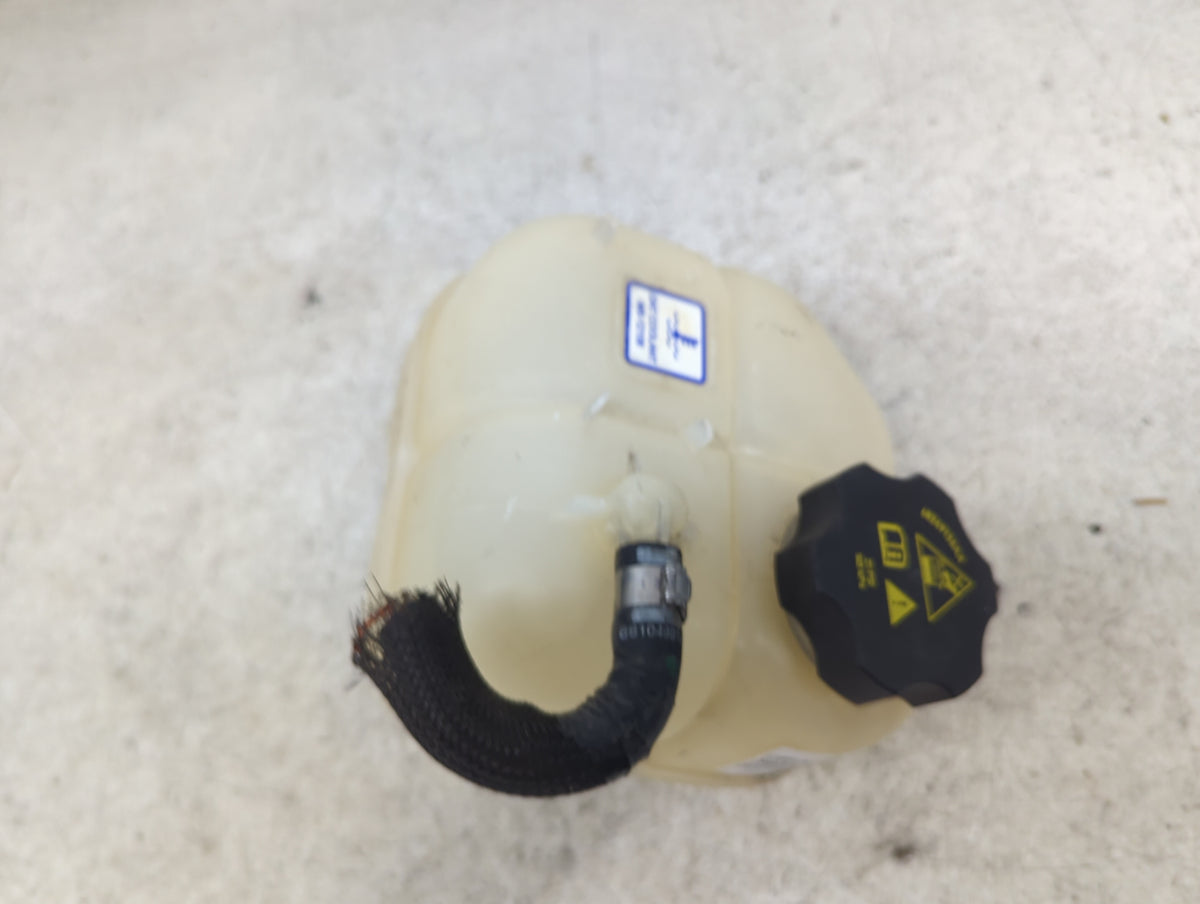 2015-2017 Chrysler 200 Radiator Coolant Overflow Expansion Tank Bottle 1498700 - Oemusedautoparts1.com