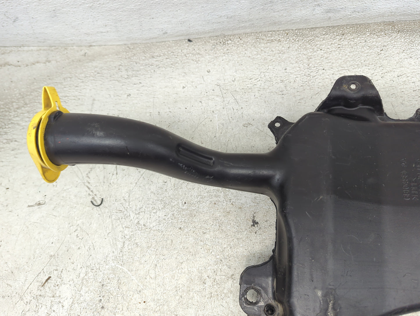 2015 Chrysler 200 Windshield Washer Fluid Reservoir Bottle Oem - Oemusedautoparts1.com