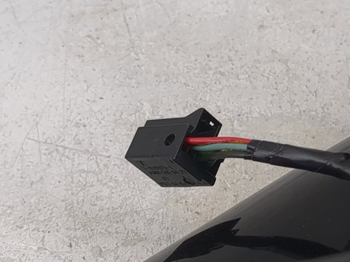 2015-2017 Chrysler 200 Passenger Side View Mirror - Right Door Mirror OEM Used - Oemusedautoparts1.com