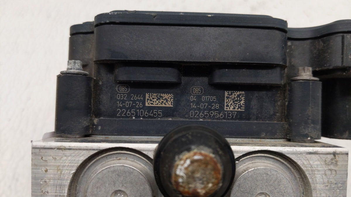 2015 Chrysler 200 Anti-Lock Brake ABS Pump Module Actuator OEM P/N:04861661AB 04861661AA, 68232470AB Fits OEM Used Auto Part