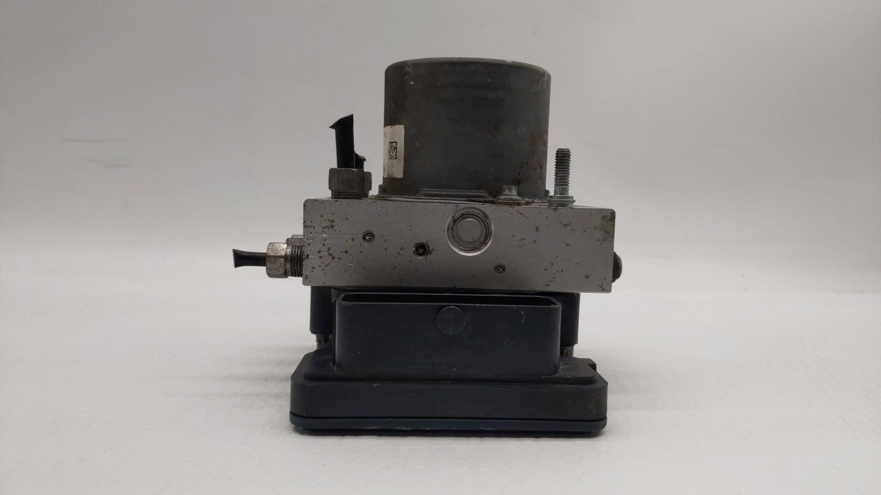 2015 Chrysler 200 ABS Pump Control Module Replacement P/N:04861661AB 04861661AA, 68232470AB Fits OEM Used Auto Parts - Oemus