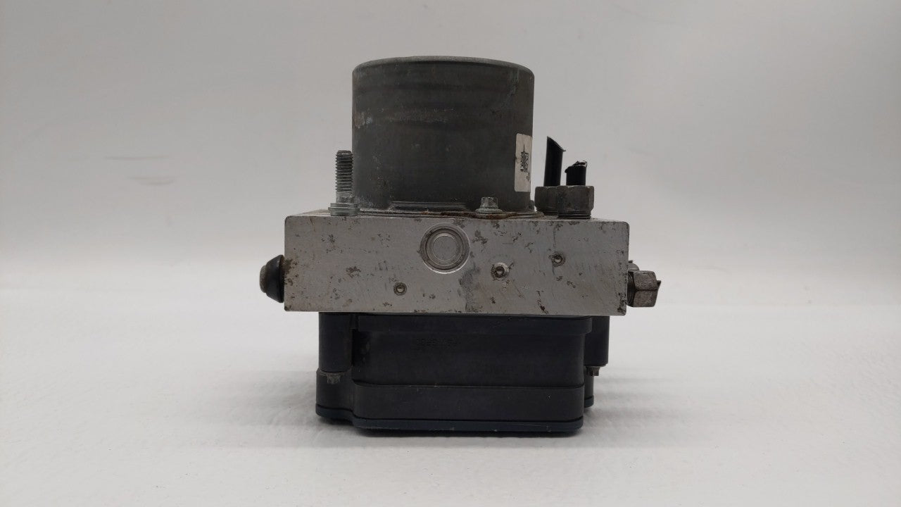 2015 Chrysler 200 ABS Pump Control Module Replacement P/N:04861661AB 04861661AA, 68232470AB Fits OEM Used Auto Parts - Oemus