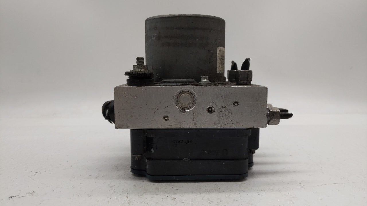 2015 Chrysler 200 ABS Pump Control Module Replacement P/N:04861661AB 04861661AA, 68232470AB Fits OEM Used Auto Parts - Oemus