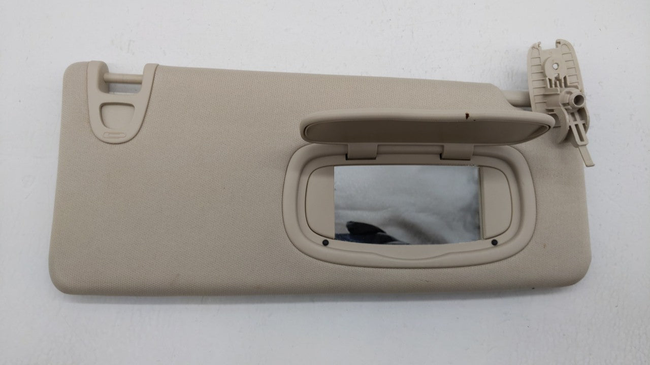 2015 Chrysler 200 Sun Visor Shade Replacement Passenger Right Mirror Fits OEM Used Auto Parts - Oemusedautoparts1.com