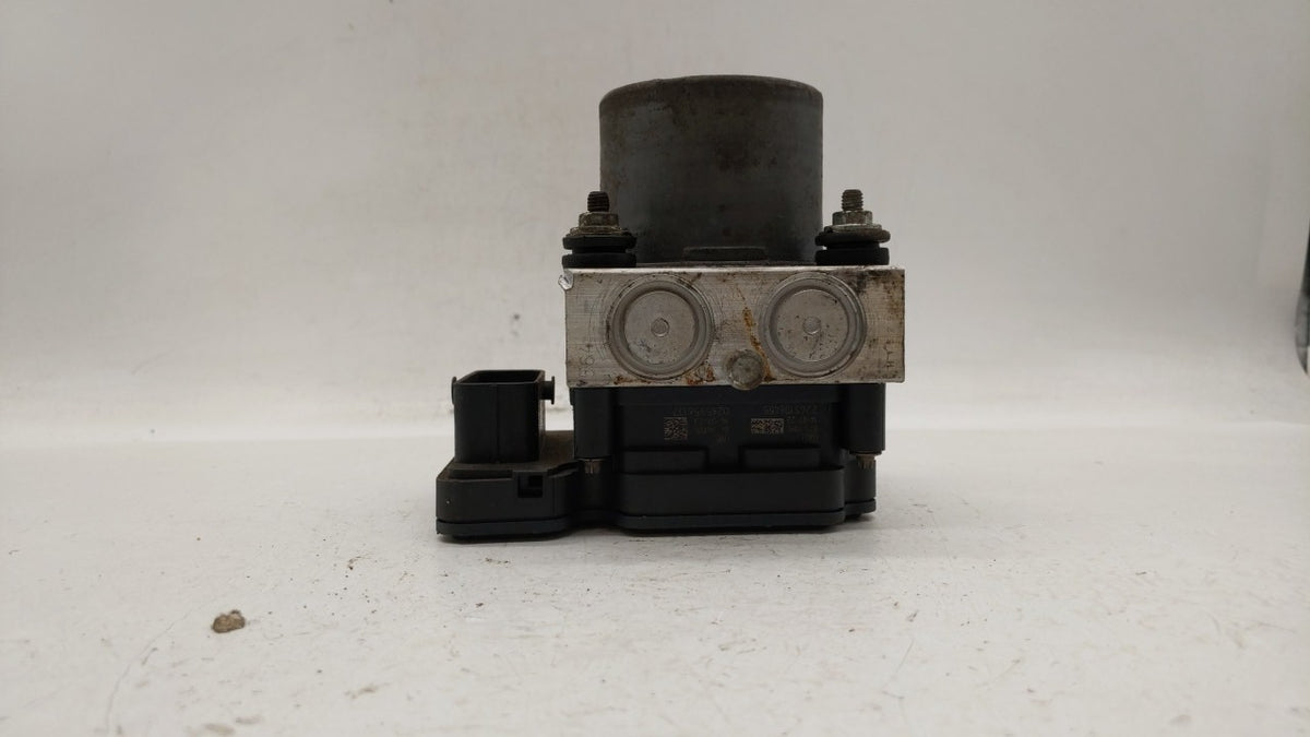 2015 Chrysler 200 Anti-Lock Brake ABS Pump Module Actuator OEM P/N:68232471AB Fits OEM Used Auto Parts - Oemusedautoparts1.c