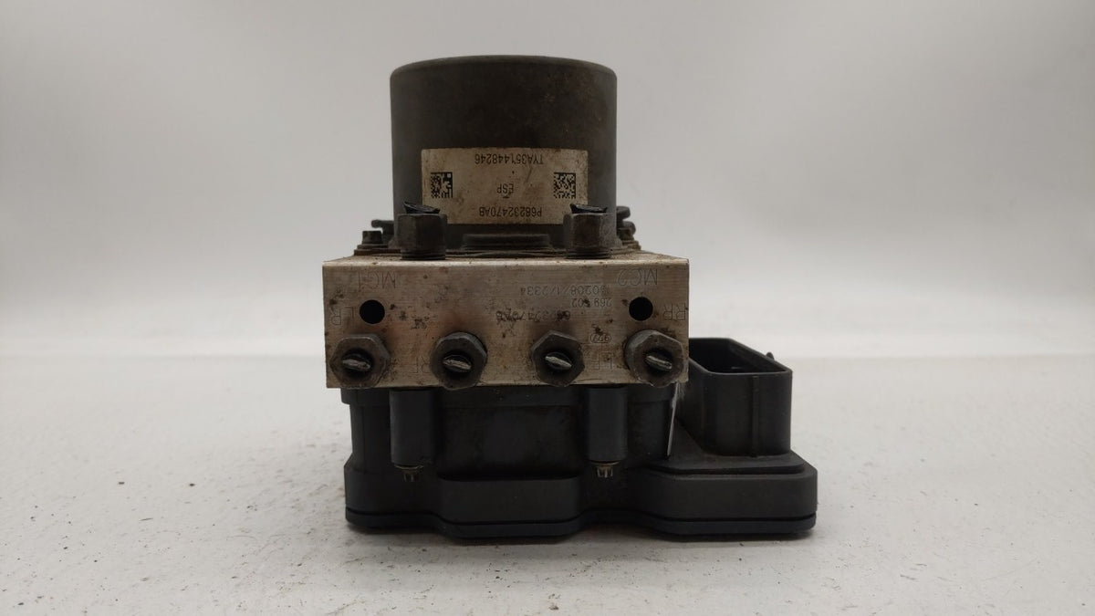 2015 Chrysler 200 Anti-Lock Brake ABS Pump Module Actuator OEM P/N:04861661AB 04861661AA, 68232470AB Fits OEM Used Auto Part