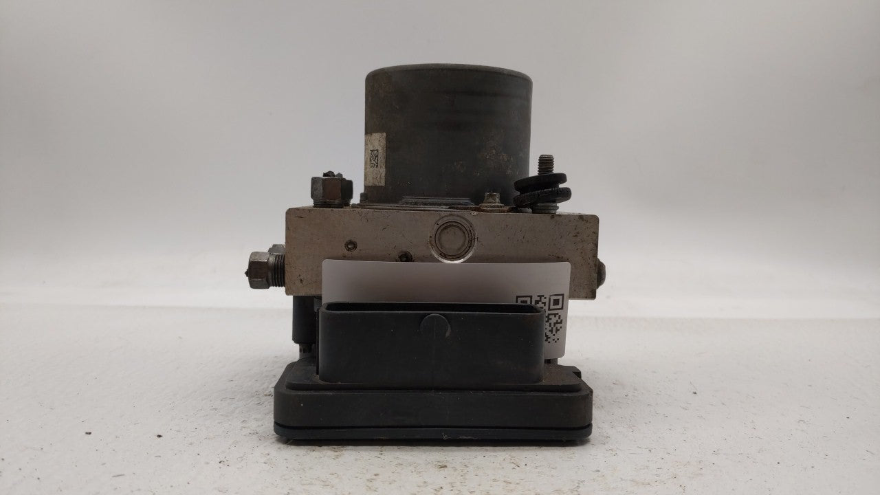 2015 Chrysler 200 ABS Pump Control Module Replacement P/N:04861661AB 04861661AA, 68232470AB Fits OEM Used Auto Parts - Oemus