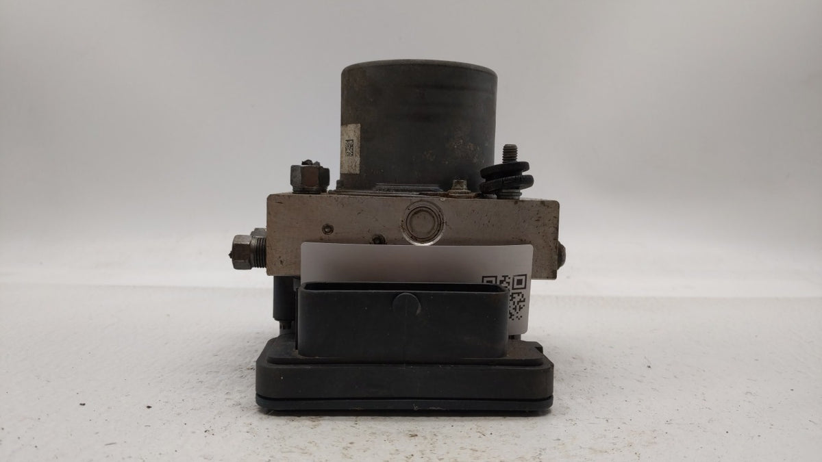 2015 Chrysler 200 Anti-Lock Brake ABS Pump Module Actuator OEM P/N:04861661AB 04861661AA, 68232470AB Fits OEM Used Auto Part