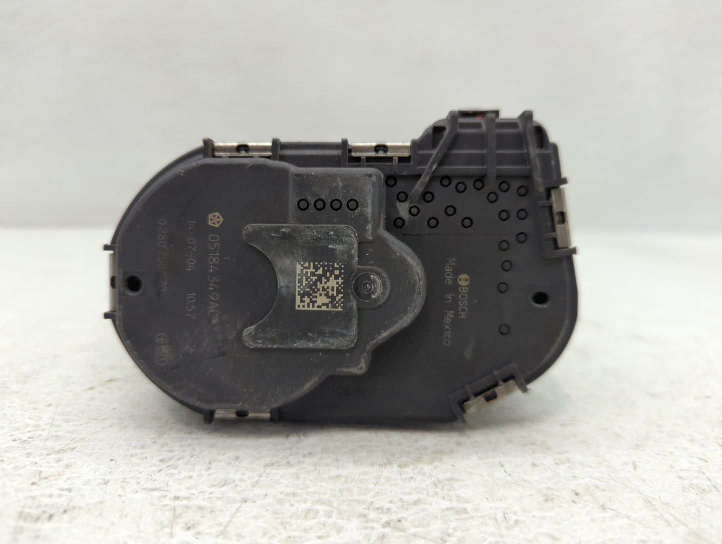 2011-2017 Chrysler 200 Throttle Body P/N:05184349AC Fits Fits 2011 2012 2013 2014 2015 2016 2017 2018 2019 2020 2021 2022 OE