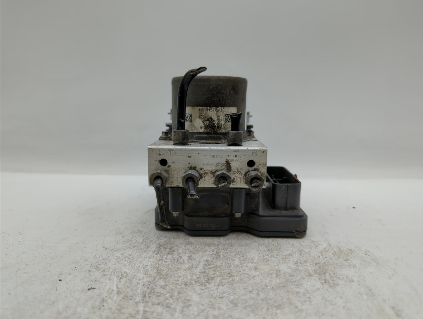 2015 Chrysler 200 ABS Pump Control Module Replacement P/N:68232470AB Fits OEM Used Auto Parts - Oemusedautoparts1.com