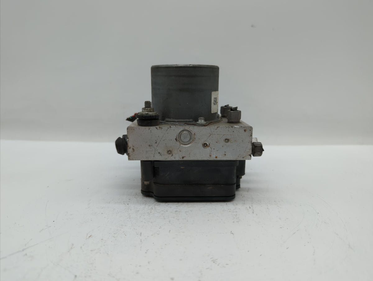 2015 Chrysler 200 Anti-Lock Brake ABS Pump Module Actuator OEM P/N:68158890AC 68234916AA, 04861661AB, 04861661AA, 68232470AB