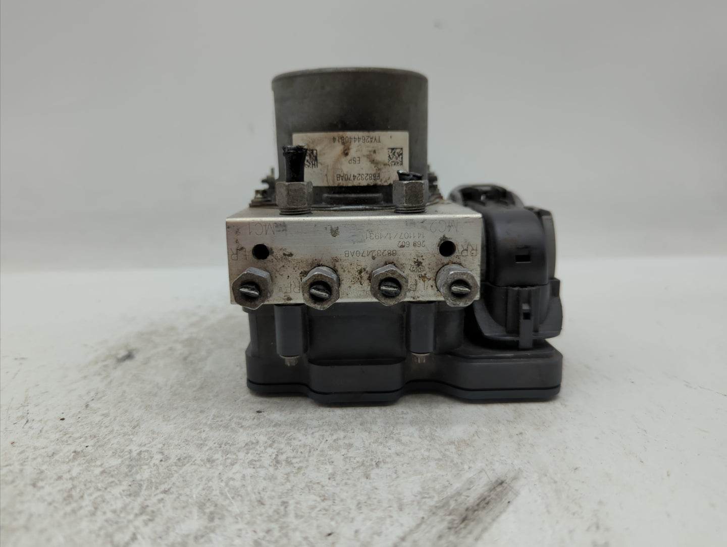 2015 Chrysler 200 ABS Pump Control Module Replacement P/N:68158890AC 68234916AA, 04861661AB, 04861661AA, 68232470AB Fits OEM