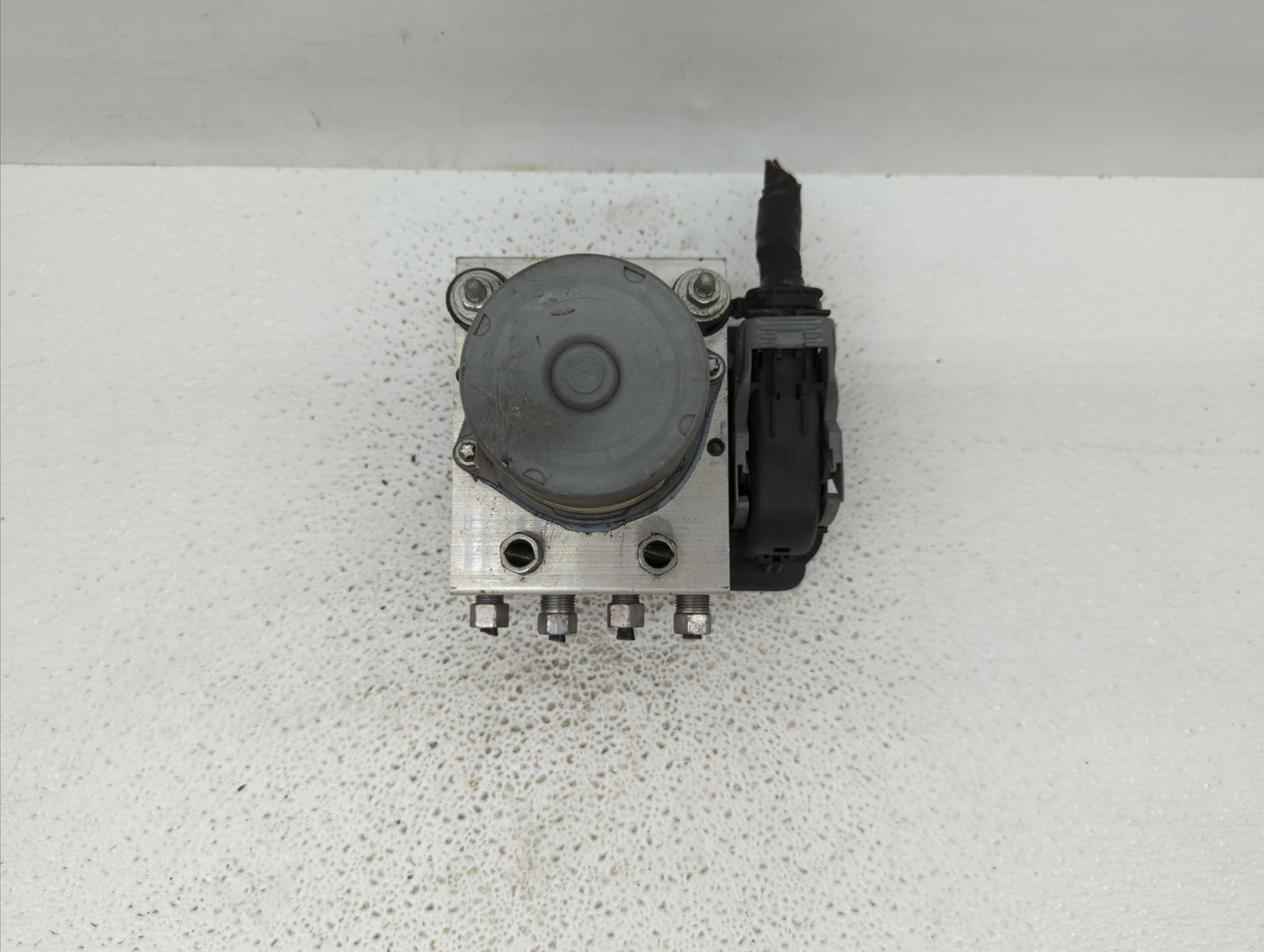 2015 Chrysler 200 ABS Pump Control Module Replacement P/N:68158890AC 68234916AA, 04861661AB, 04861661AA, 68232470AB Fits OEM