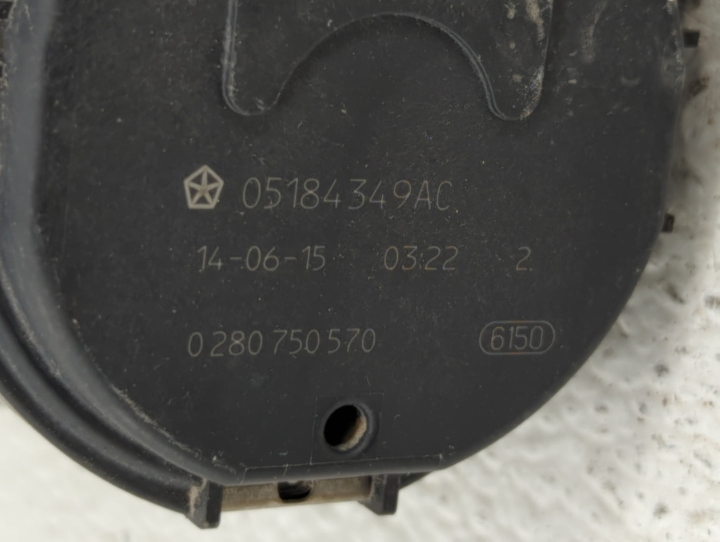 2011-2017 Chrysler 200 Throttle Body P/N:05184349AC 05184349AE, 05184349AF Fits Fits 2011 2012 2013 2014 2015 2016 2017 2018