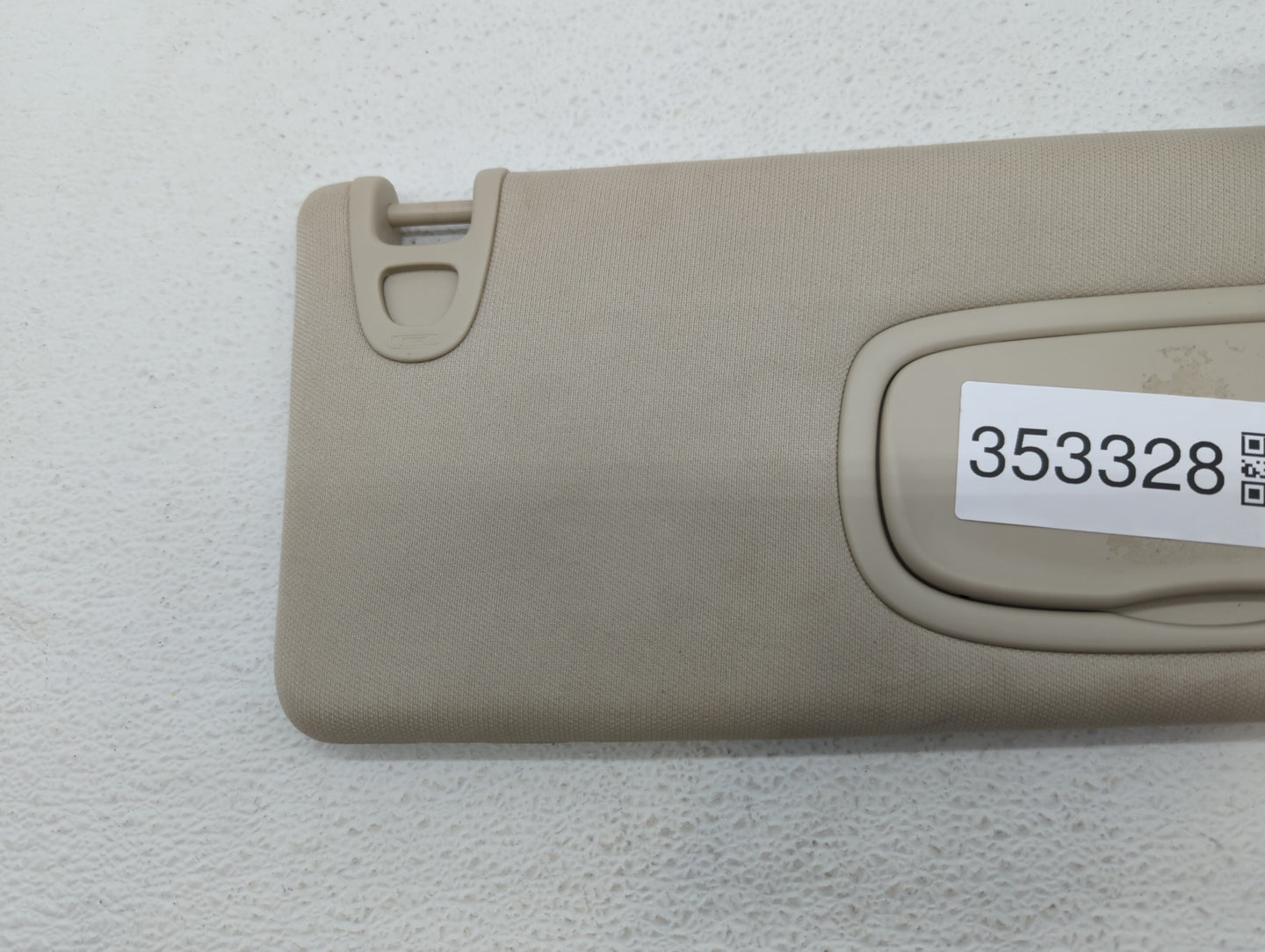 2015 Chrysler 200 Sun Visor Shade Replacement Passenger Right Mirror Fits OEM Used Auto Parts - Oemusedautoparts1.com