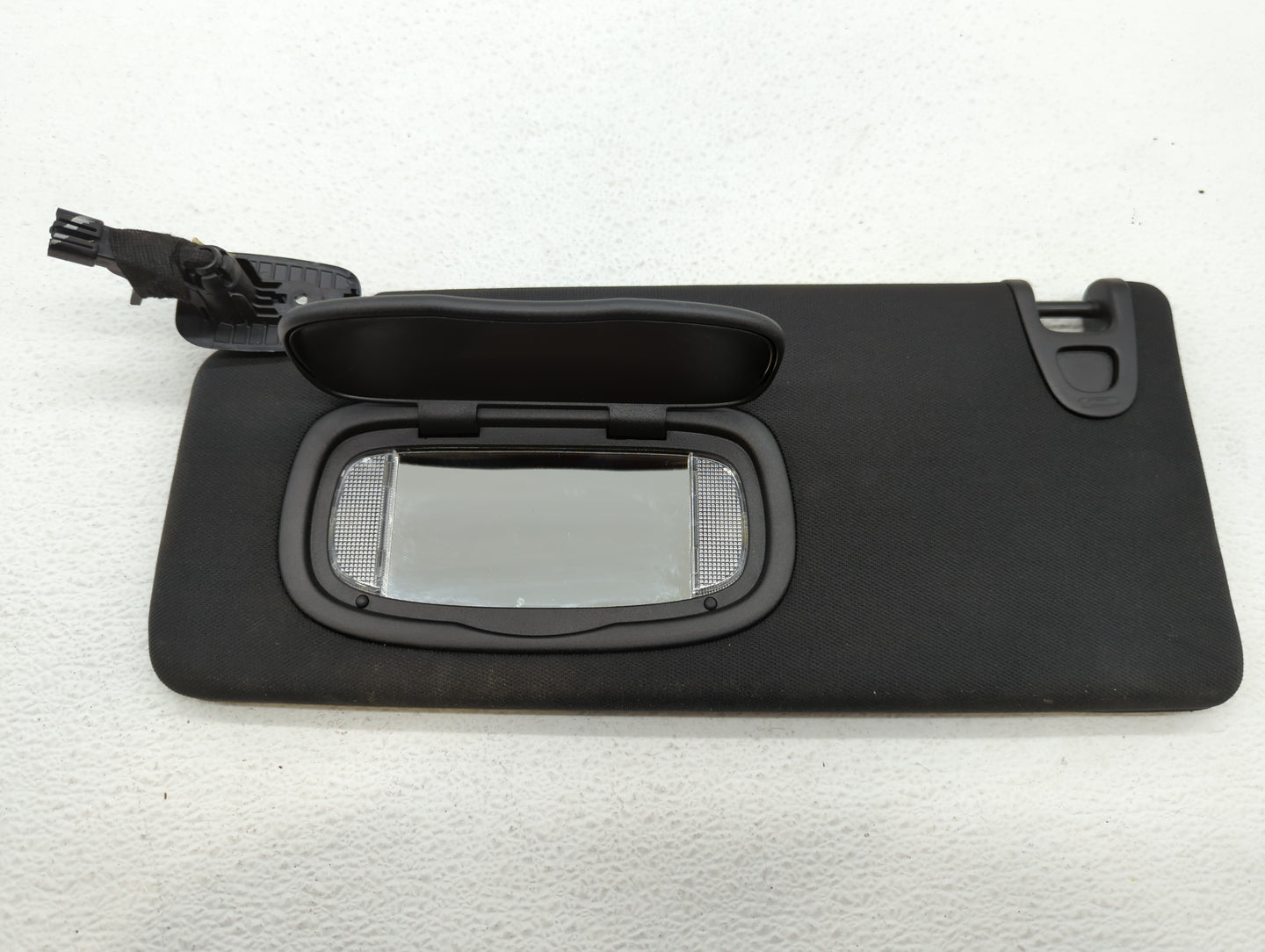 2015 Chrysler 200 Sun Visor Shade Replacement Driver Left Mirror Fits OEM Used Auto Parts - Oemusedautoparts1.com