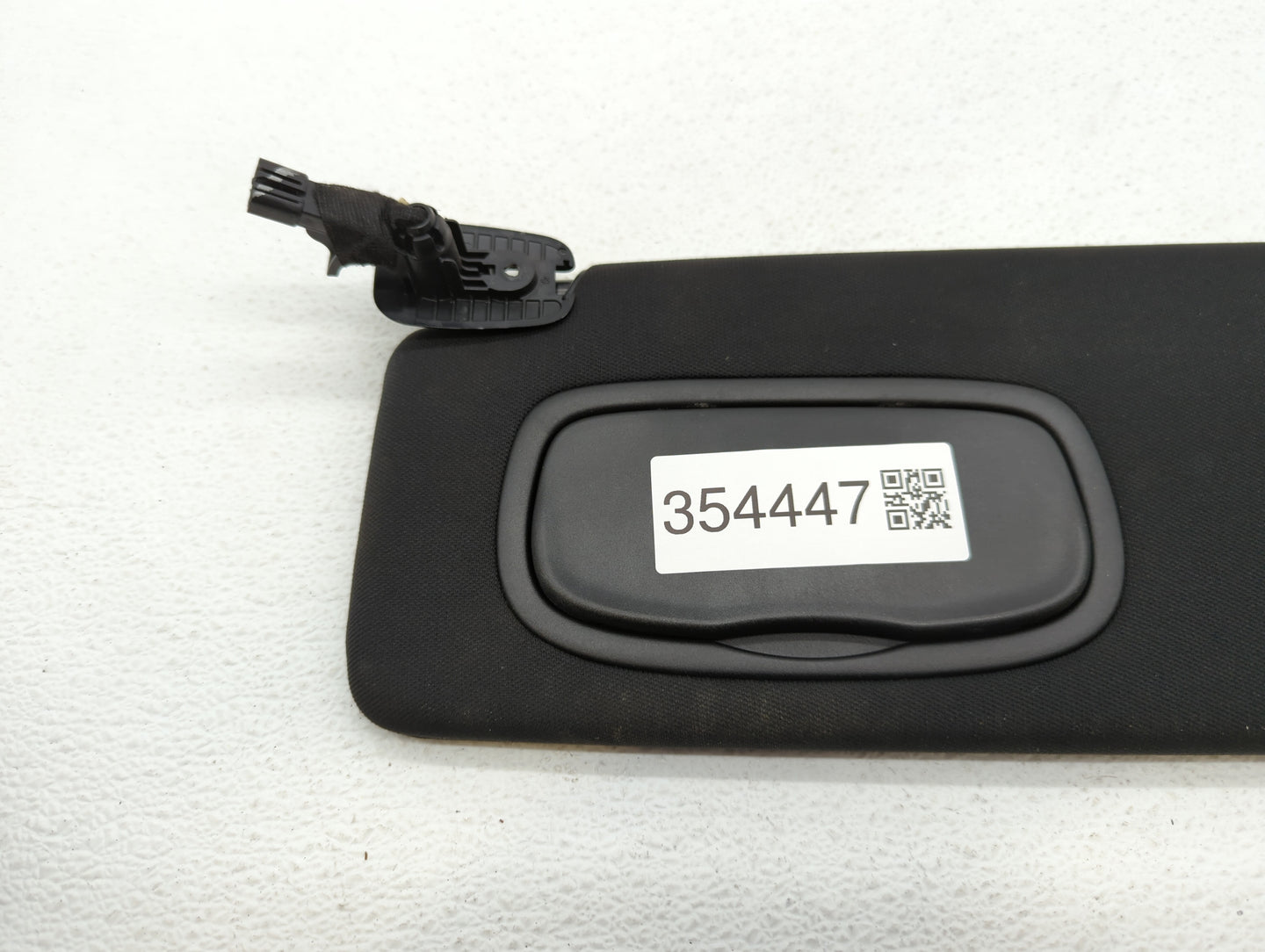 2015 Chrysler 200 Sun Visor Shade Replacement Driver Left Mirror Fits OEM Used Auto Parts - Oemusedautoparts1.com