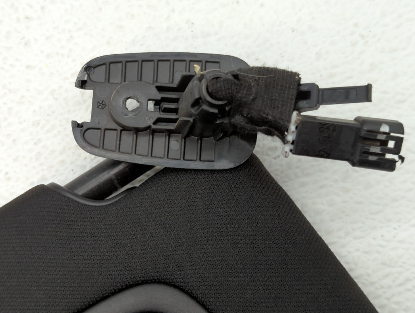 2015 Chrysler 200 Sun Visor Shade Replacement Passenger Right Mirror Fits OEM Used Auto Parts - Oemusedautoparts1.com