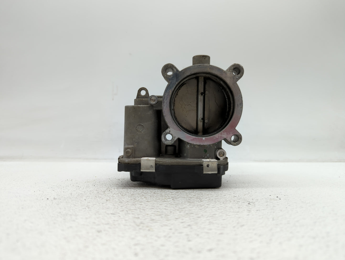 2015-2017 Chrysler 200 Throttle Body P/N:04891970AB Fits Fits 2014 2015 2016 2017 2018 OEM Used Auto Parts - Oemusedautopart