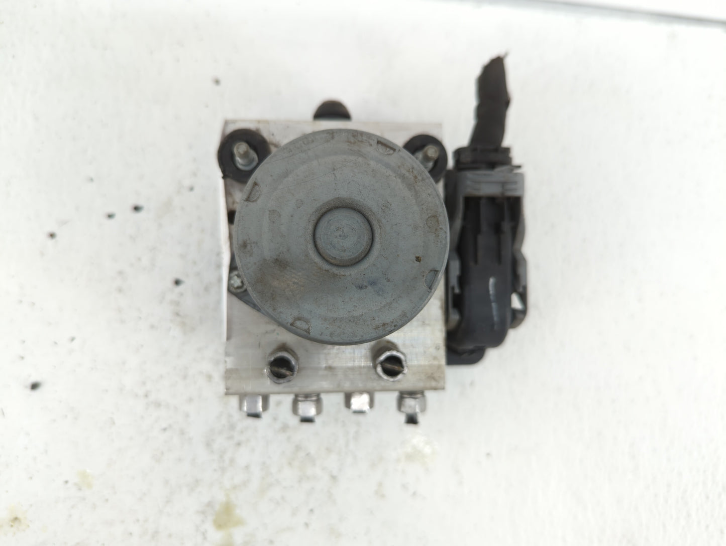 2015 Chrysler 200 ABS Pump Control Module Replacement P/N:68158890AC 68234916AA, 04861661AB, 04861661AA, 68232470AB Fits OEM
