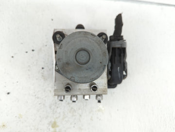 2015 Chrysler 200 ABS Pump Control Module Replacement P/N:68158890AC 68234916AA, 04861661AB, 04861661AA, 68232470AB Fits OEM Used Auto Parts