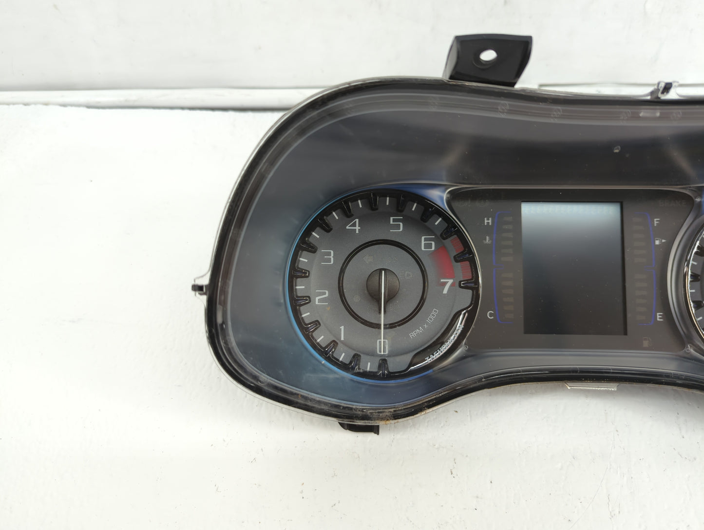 2015 Chrysler 200 Instrument Cluster Speedometer Gauges P/N:P56054630AK P56054630AI Fits OEM Used Auto Parts - Oemusedautopa