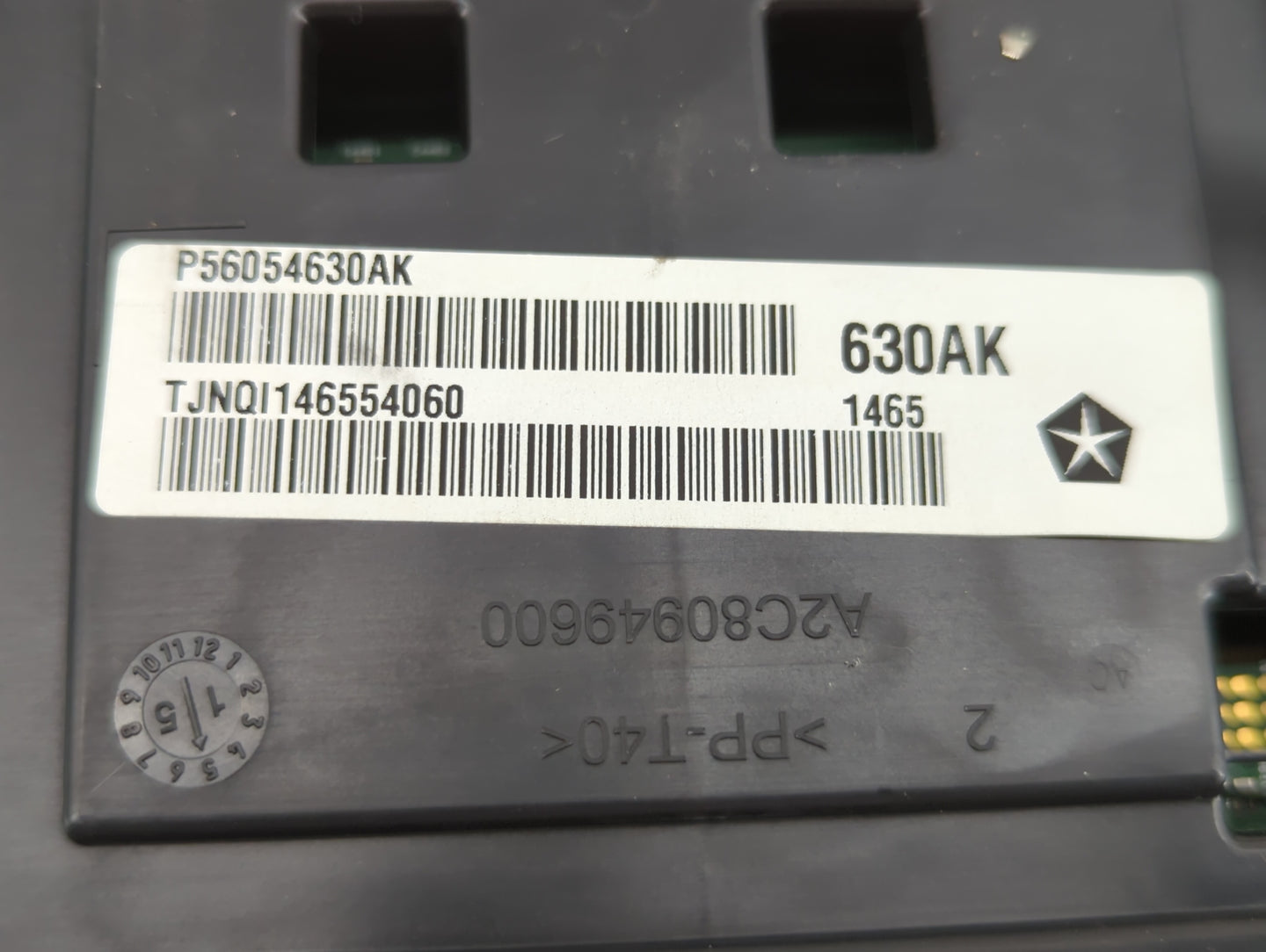 2015 Chrysler 200 Instrument Cluster Speedometer Gauges P/N:P56054630AK P56054630AI Fits OEM Used Auto Parts - Oemusedautopa