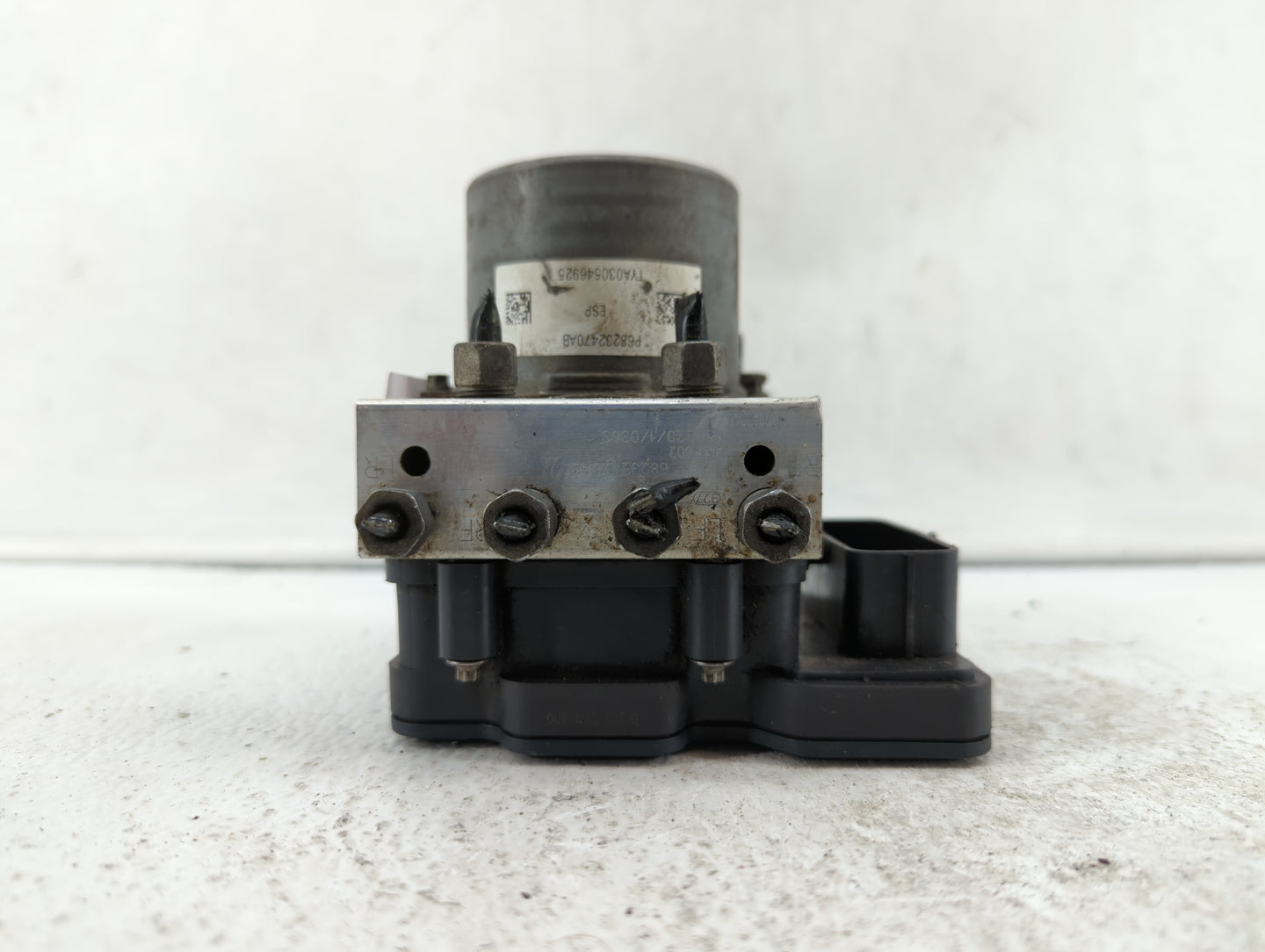 2015 Chrysler 200 ABS Pump Control Module Replacement P/N:68158890AC 68234916AA, 04861661AB, 04861661AA, 68232470AB Fits OEM