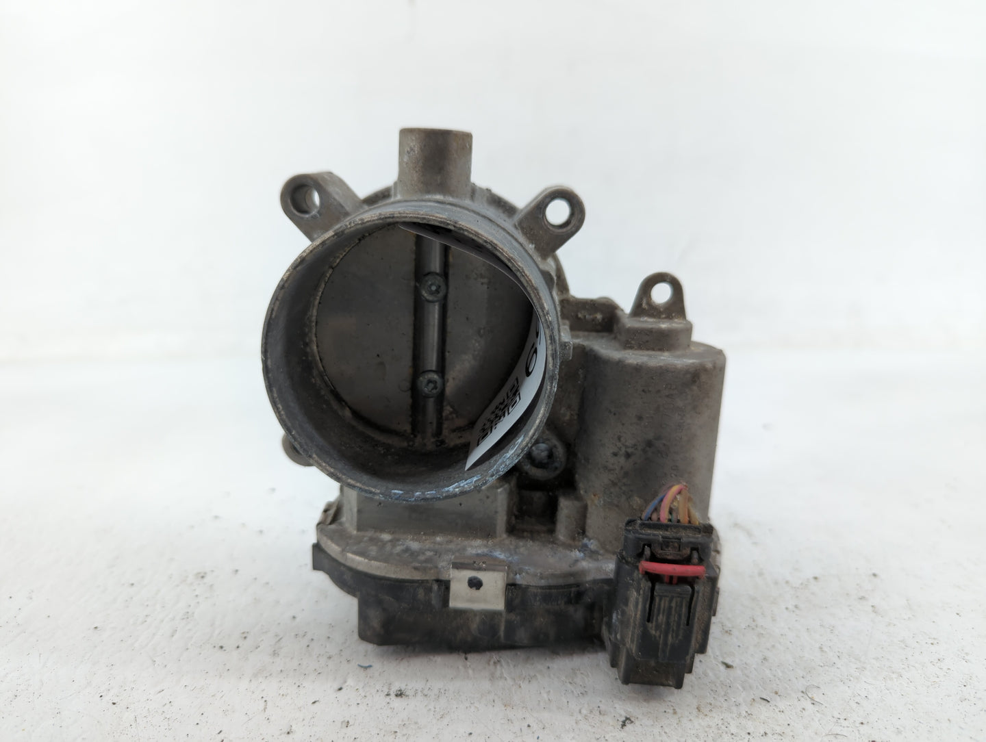 2015-2017 Chrysler 200 Throttle Body P/N:04891970AB Fits Fits 2014 2015 2016 2017 2018 2019 2020 2021 2022 OEM Used Auto Par