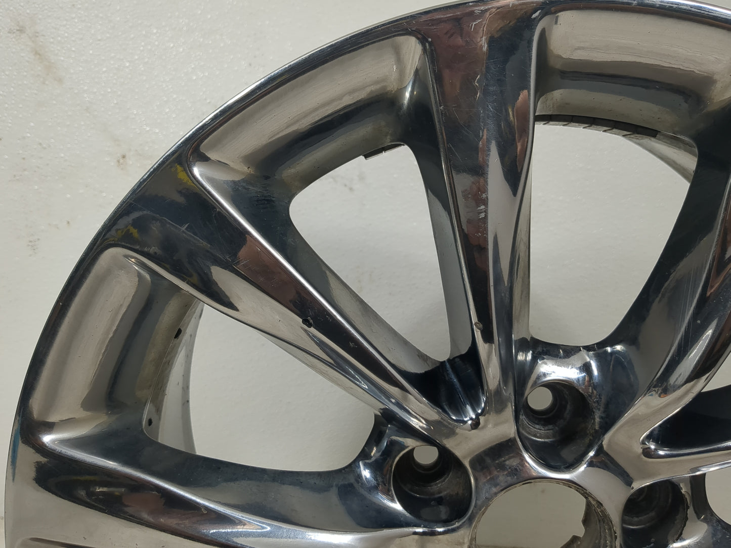 2015-2017 Chrysler 200 Oem Wheel Rim 5000360 - Oemusedautoparts1.com