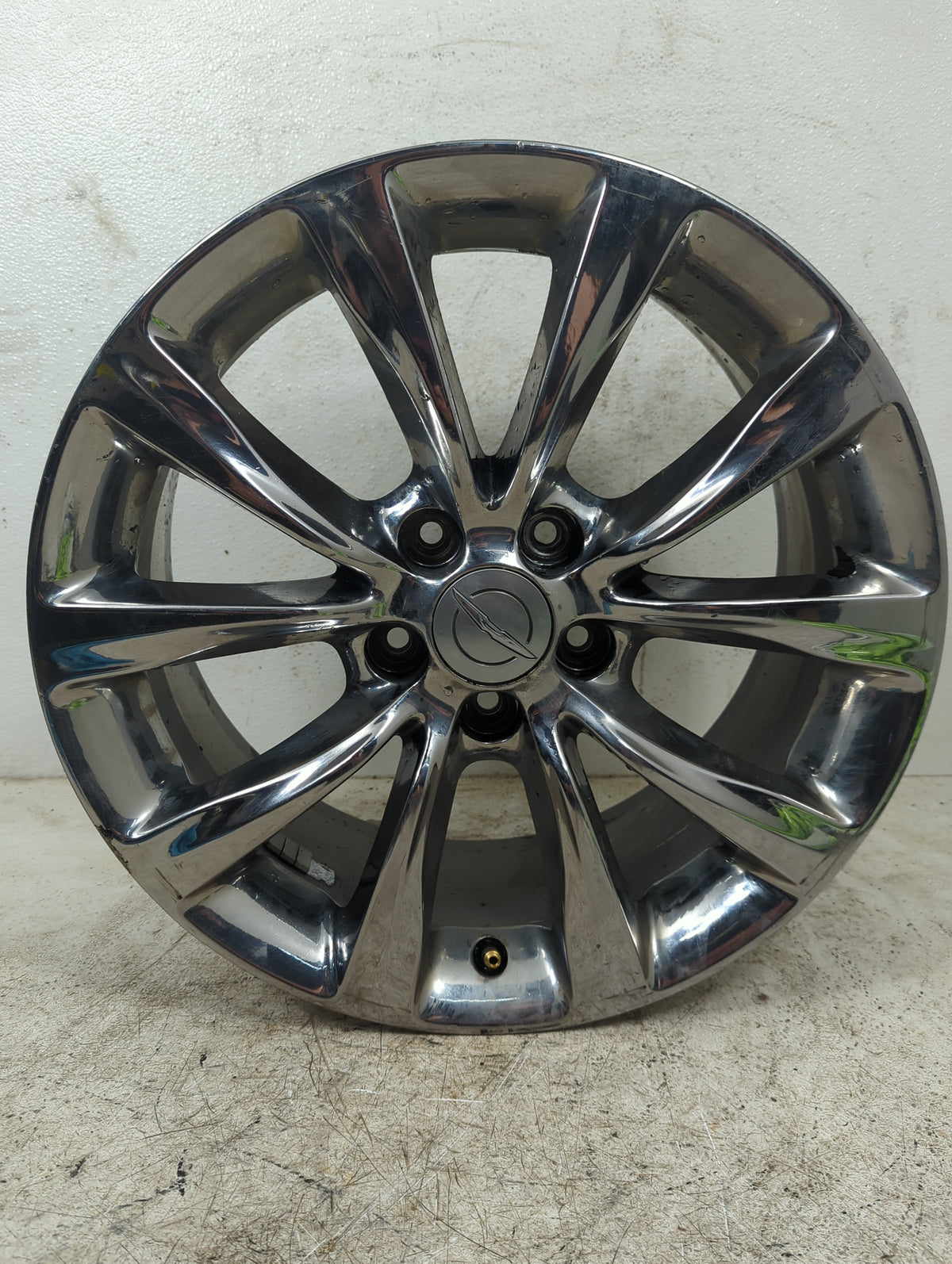 2015-2017 Chrysler 200 Oem Wheel Rim 5000362 - Oemusedautoparts1.com