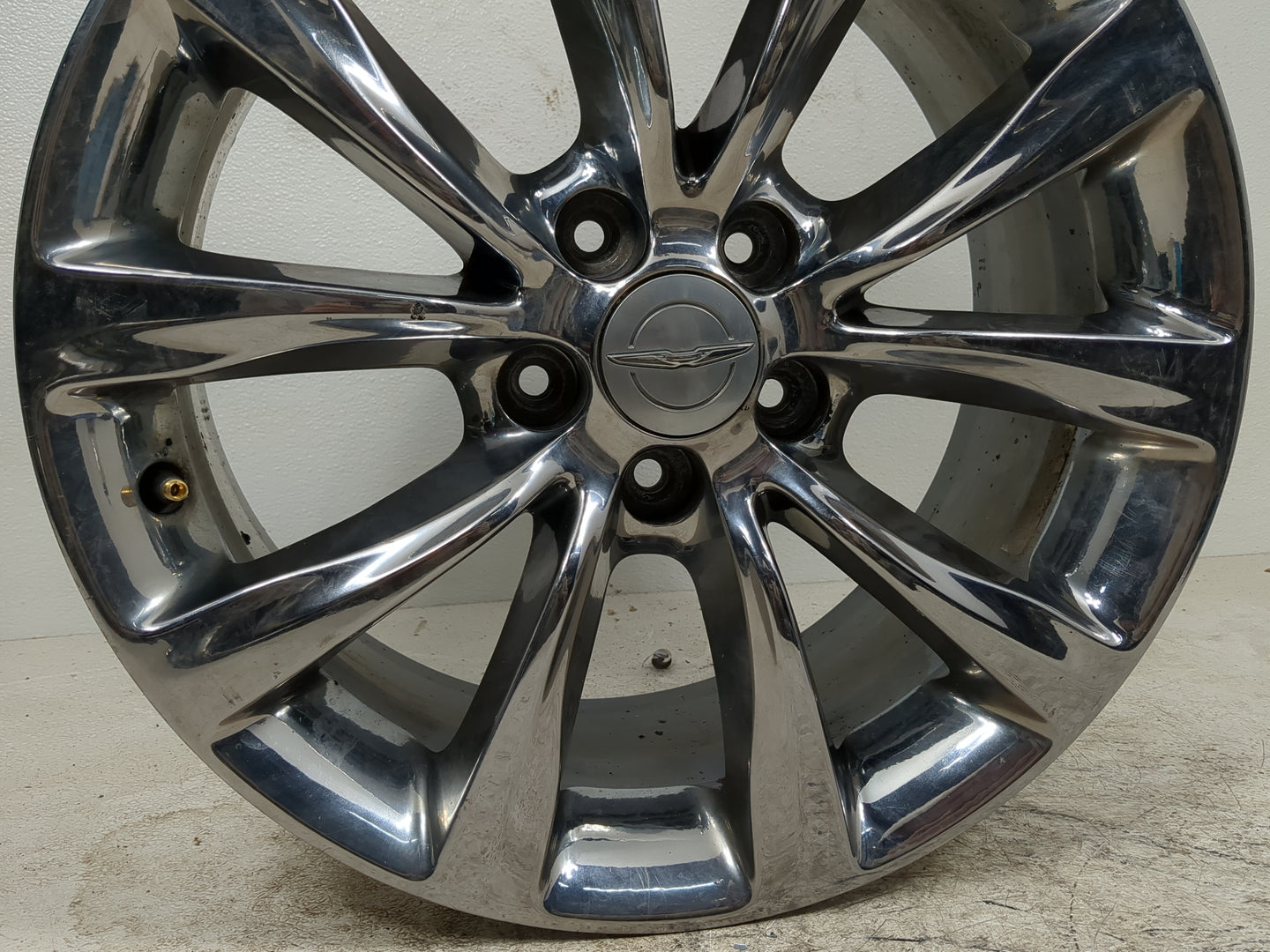 2015-2017 Chrysler 200 Oem Wheel Rim - Oemusedautoparts1.com