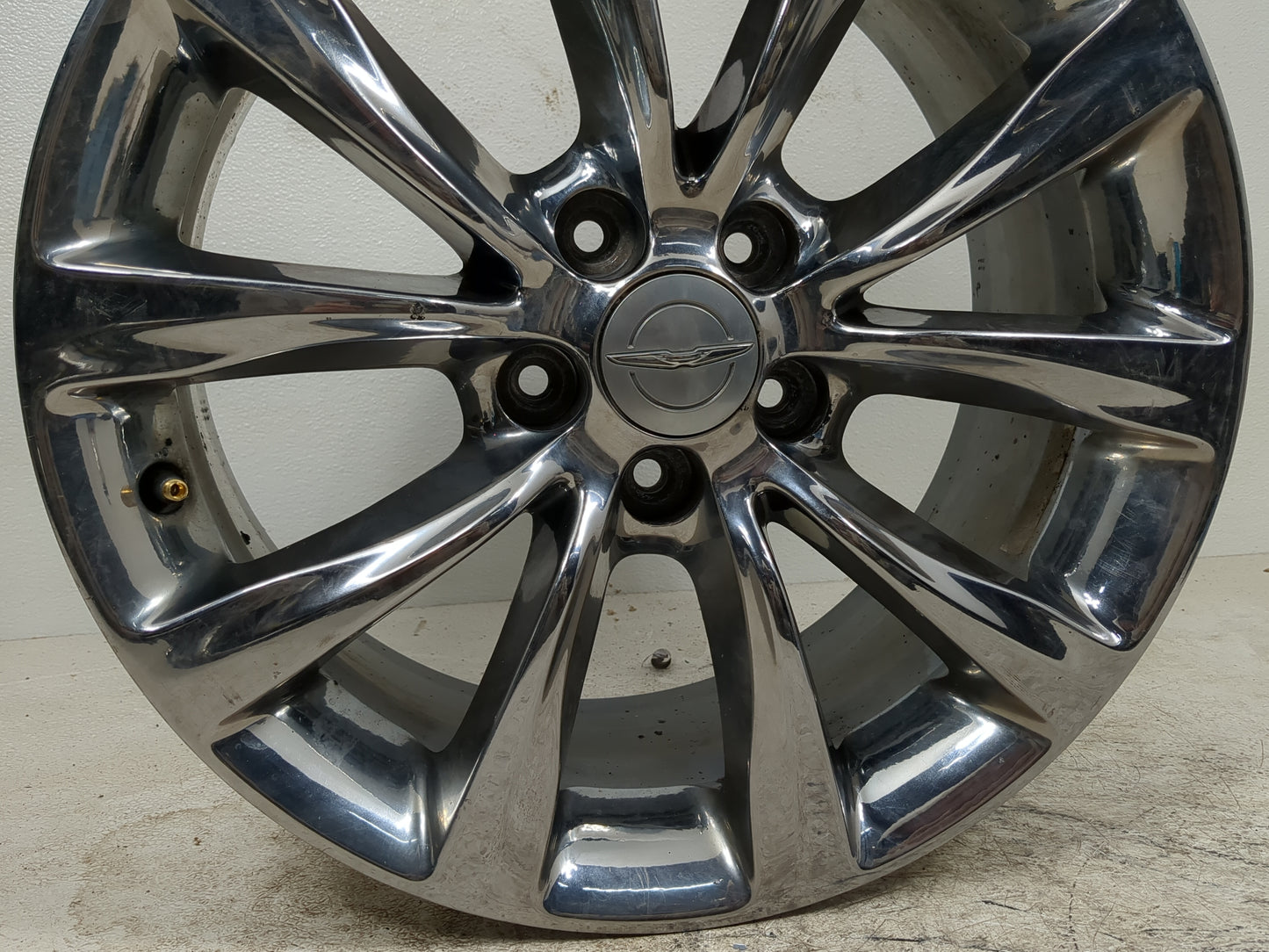 2015-2017 Chrysler 200 Oem Wheel Rim - Oemusedautoparts1.com