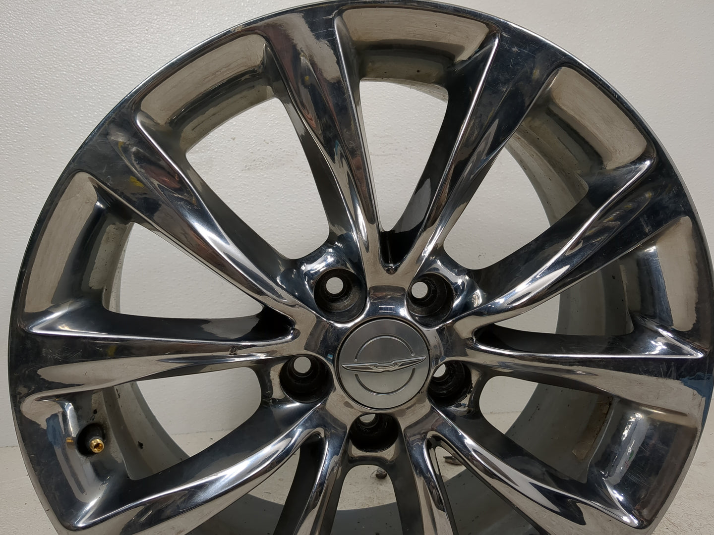 2015-2017 Chrysler 200 Oem Wheel Rim - Oemusedautoparts1.com